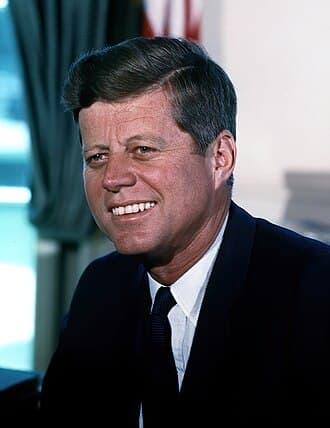 JFK & Jackie Kennedy